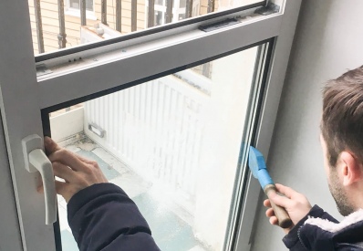 Замена стекла на ул. Попова, 7