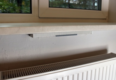 Приточный клапан для окон на ул. Ульянова, 5