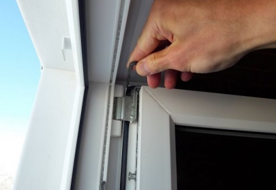 Регулировка окон на ул. Маковского, 13