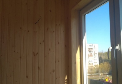 Внутренняя отделка балкона деревом