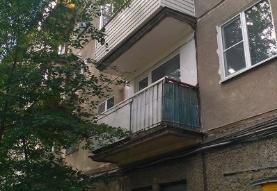 Остекление балкона раздвижными рамами из алюминия