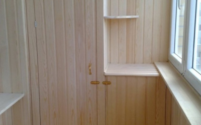 Балкон - отделка деревом - Проспект Бусыгина 47